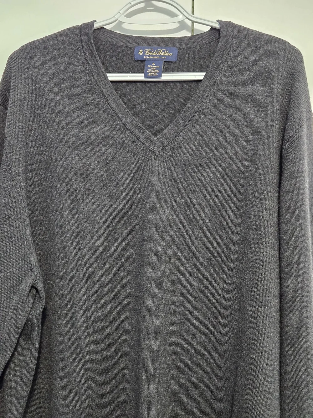 Brooks Brothers Merino Wool Sweater XL Charcoal Gray V Neck Classic